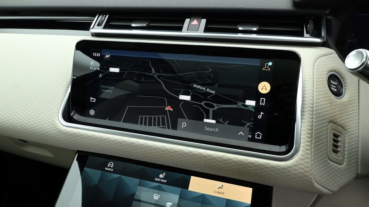 Land Rover Range Rover Velar Image 11