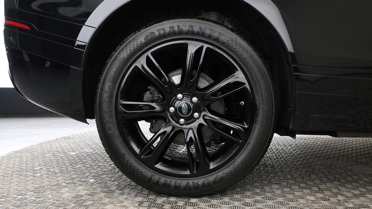 Land Rover Range Rover Velar Image 9