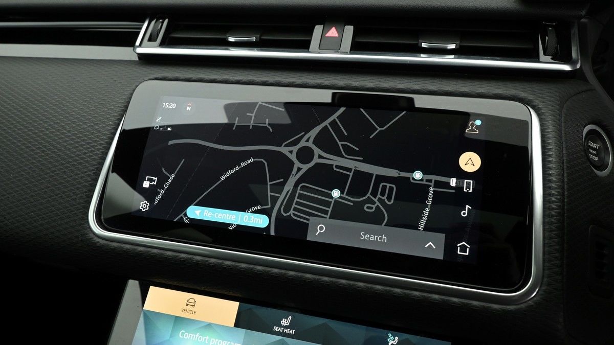 Land Rover Range Rover Velar Image 11