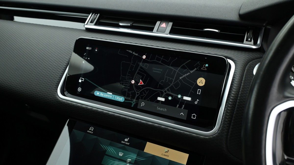 Land Rover Range Rover Velar Image 11