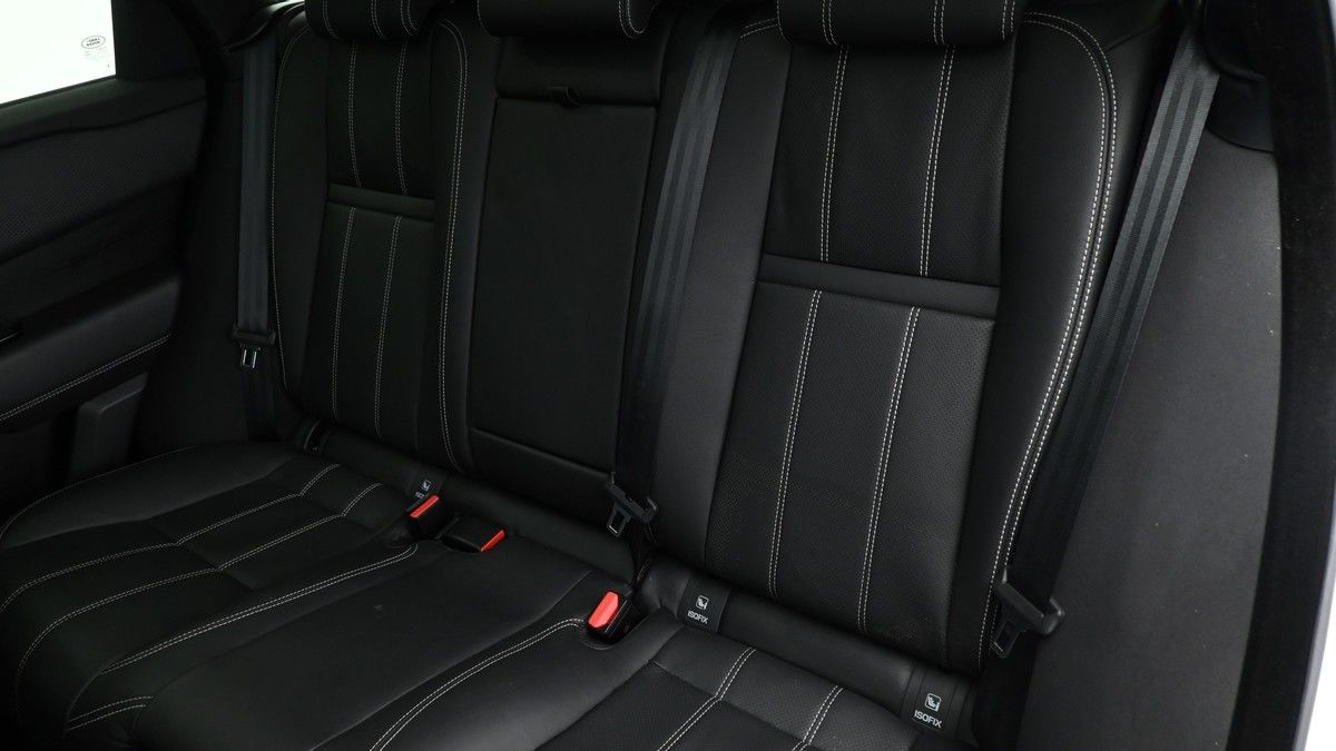 Land Rover Range Rover Velar Image 5