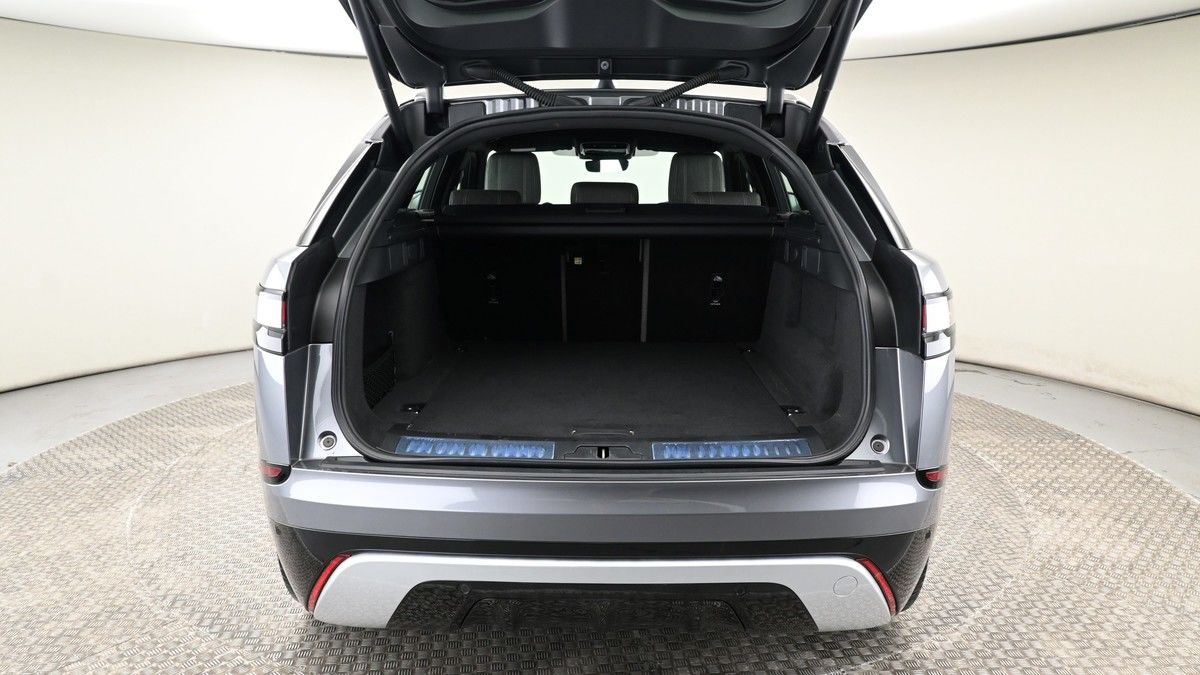 Land Rover Range Rover Velar Image 10