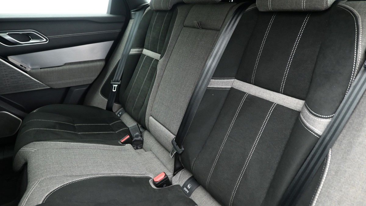 Land Rover Range Rover Velar Image 5