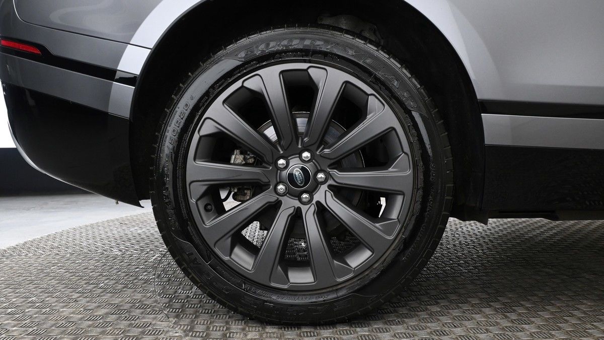 Land Rover Range Rover Velar Image 9