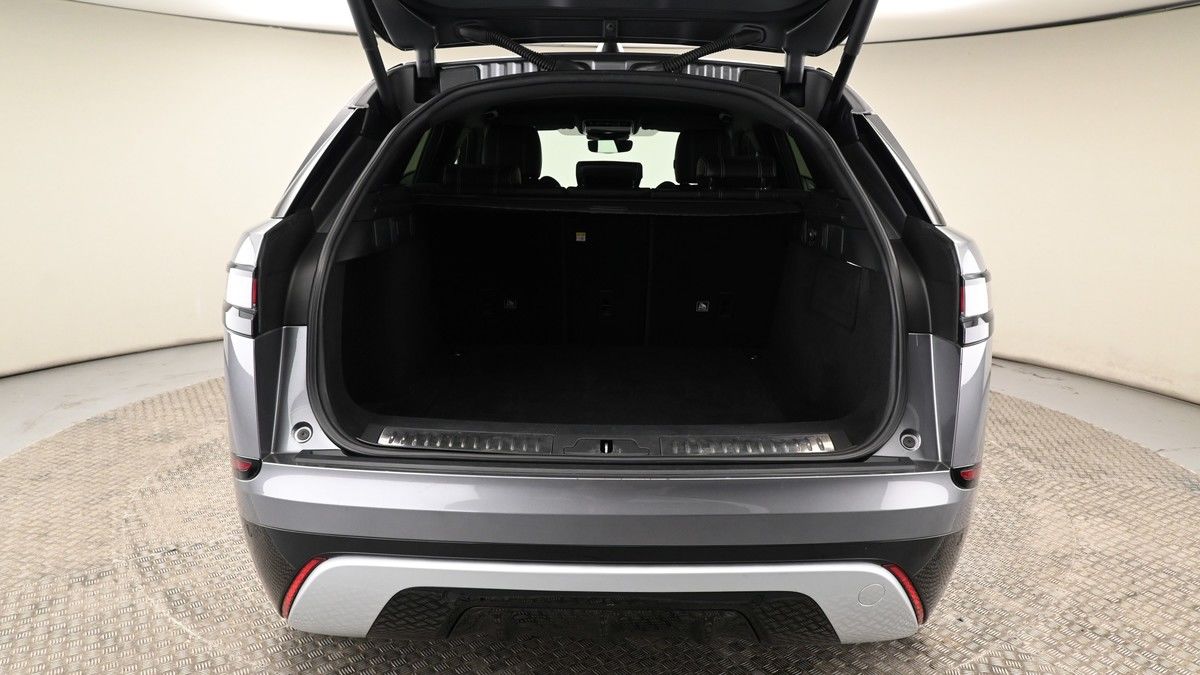 Land Rover Range Rover Velar Image 10