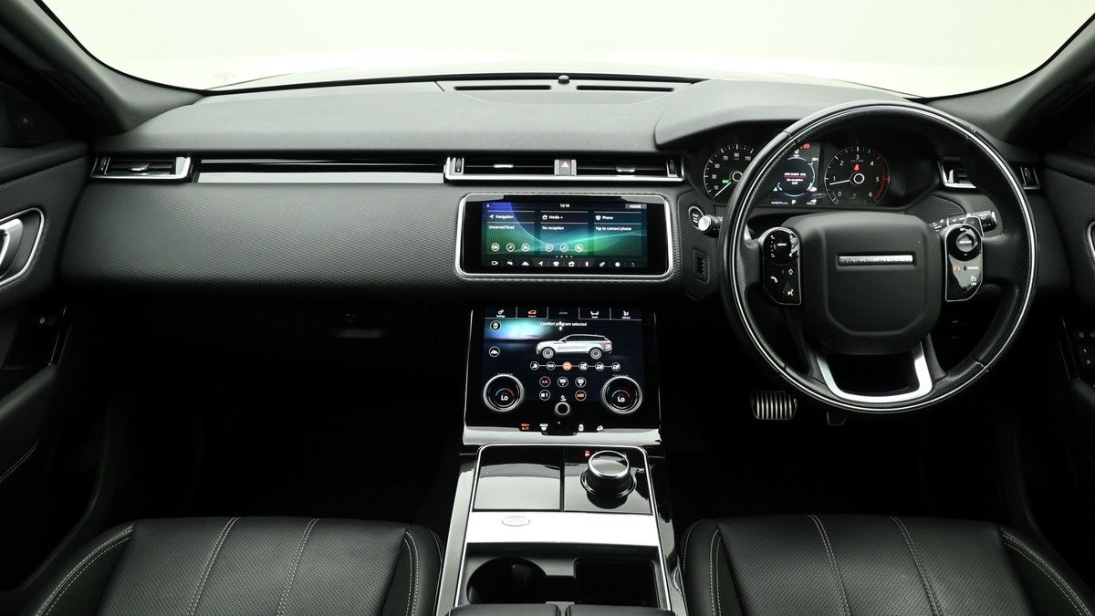 Land Rover Range Rover Velar Image 14