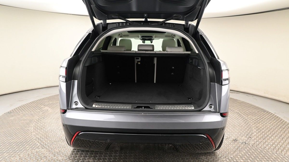 Land Rover Range Rover Velar Image 10