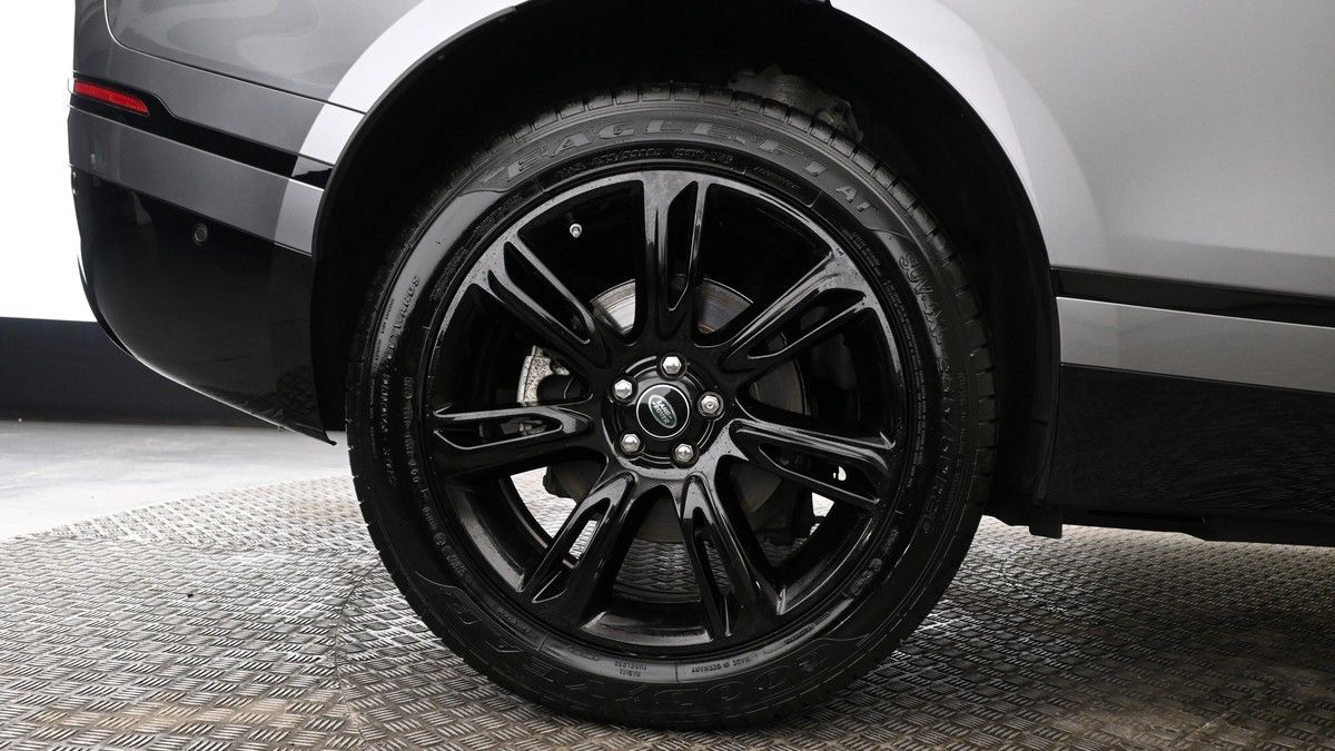 Land Rover Range Rover Velar Image 9
