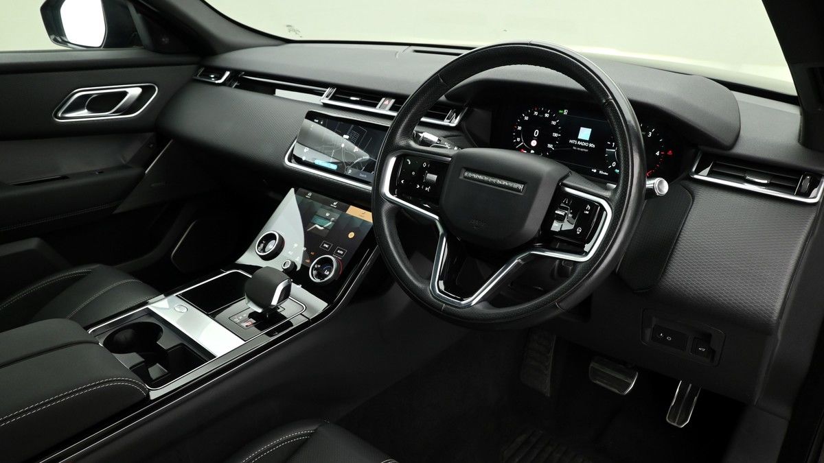 Land Rover Range Rover Velar Image 3