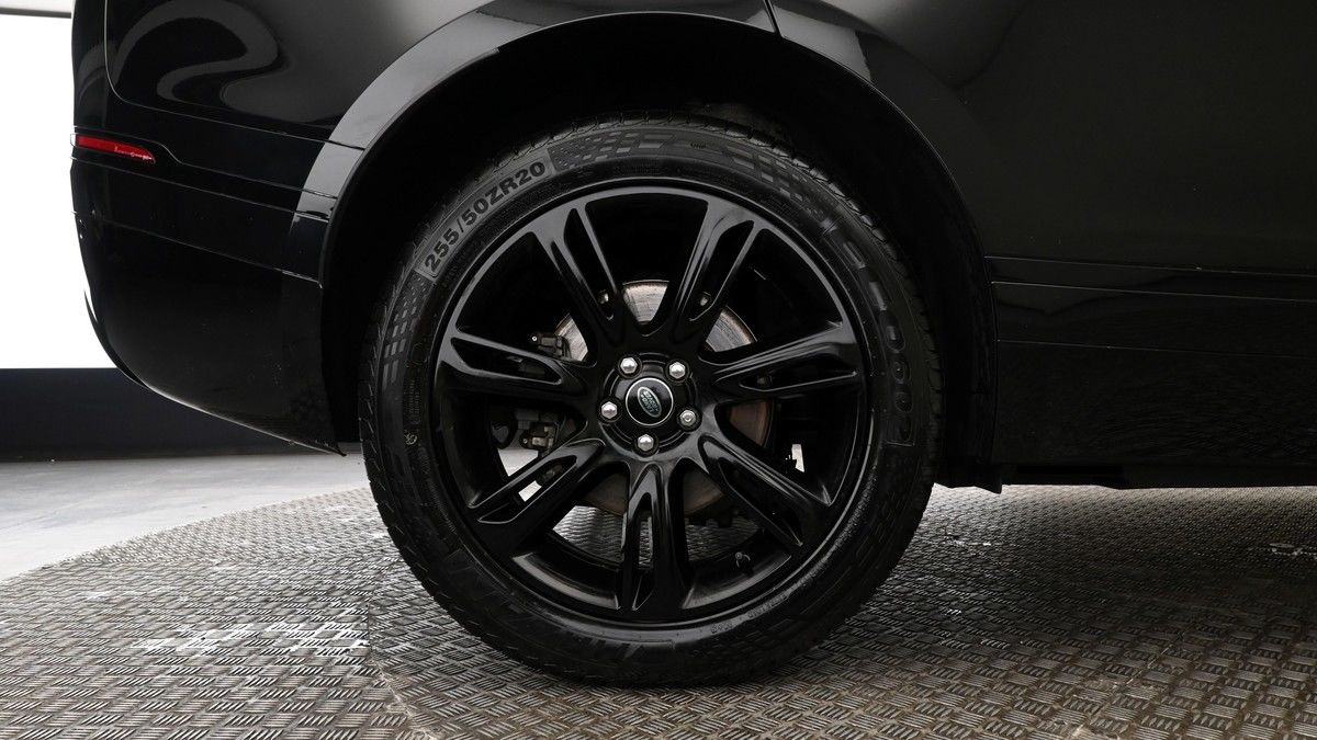 Land Rover Range Rover Velar Image 9