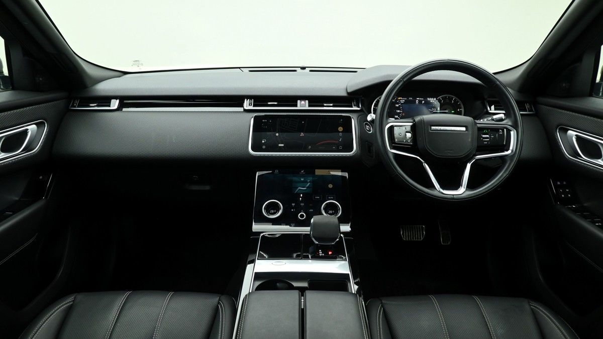 Land Rover Range Rover Velar Image 14