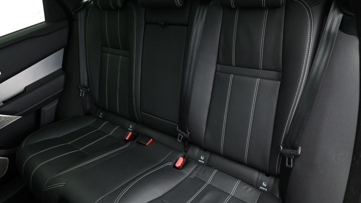 Land Rover Range Rover Velar Image 5