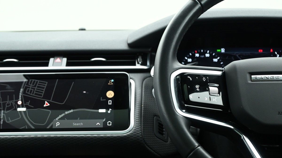 Land Rover Range Rover Velar Image 15