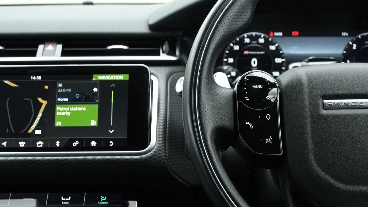 Land Rover Range Rover Velar Image 14