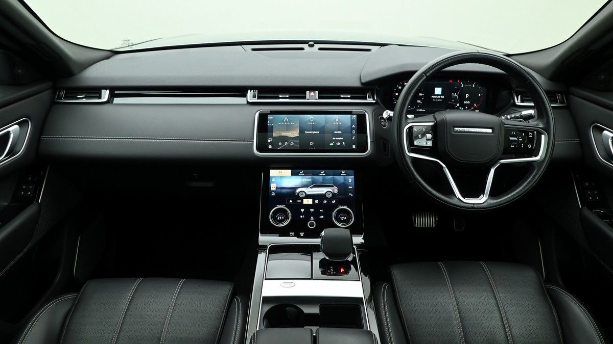 Land Rover Range Rover Velar Image 14