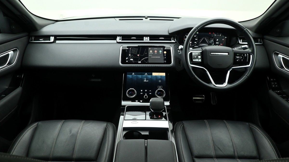 Land Rover Range Rover Velar Image 13