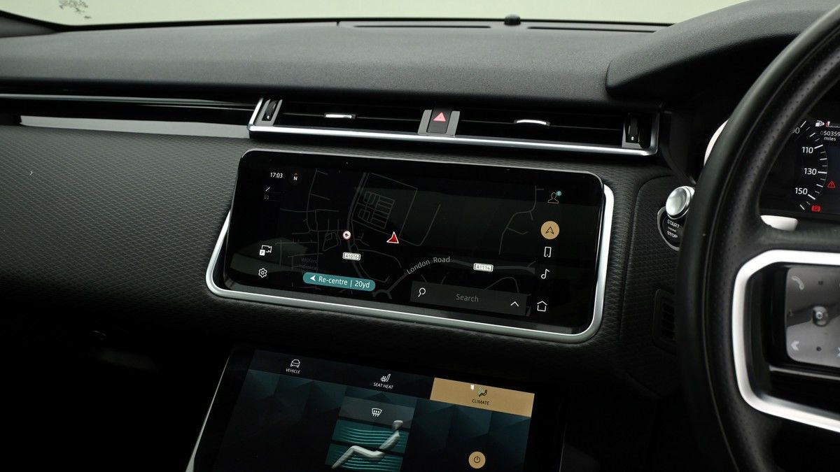 Land Rover Range Rover Velar Image 11