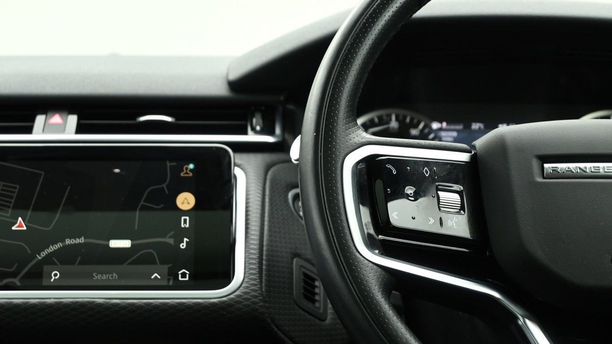 Land Rover Range Rover Velar Image 15