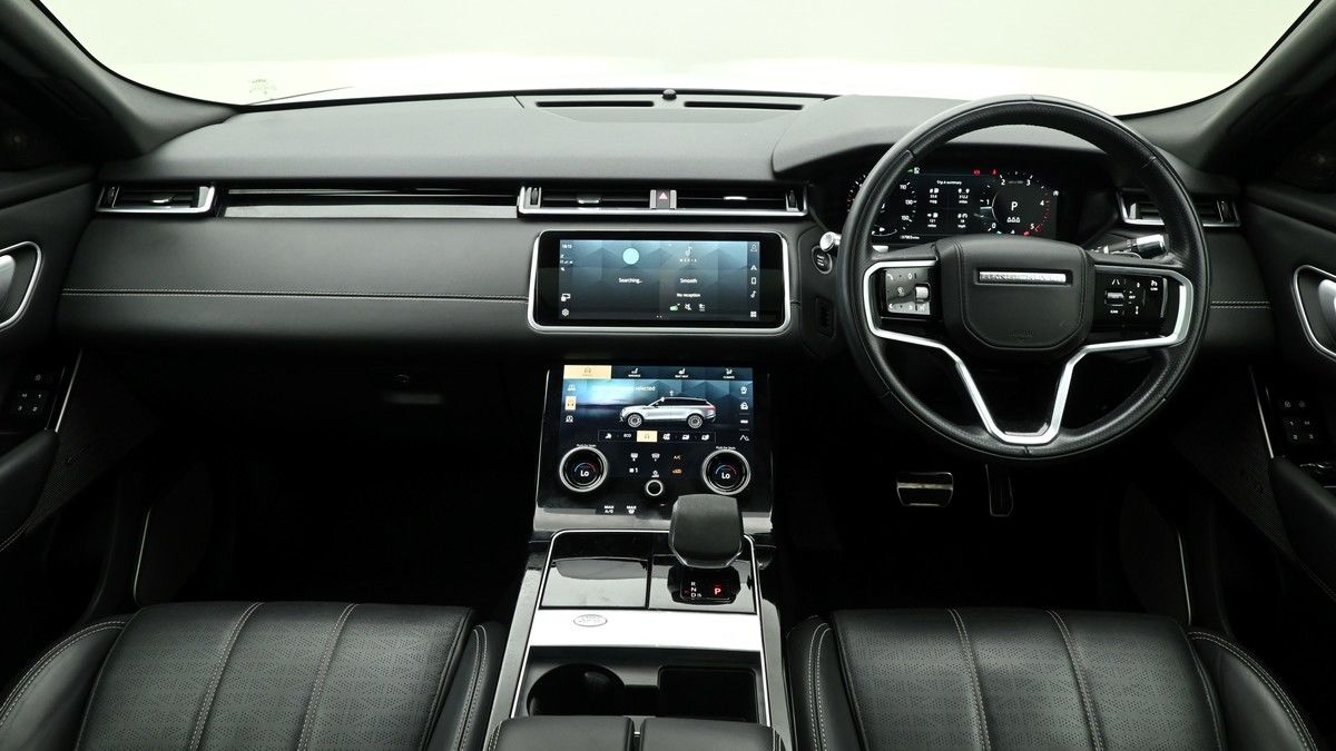 Land Rover Range Rover Velar Image 14