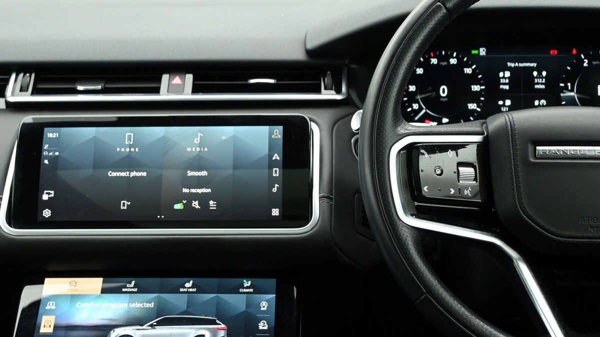 Land Rover Range Rover Velar Image 15