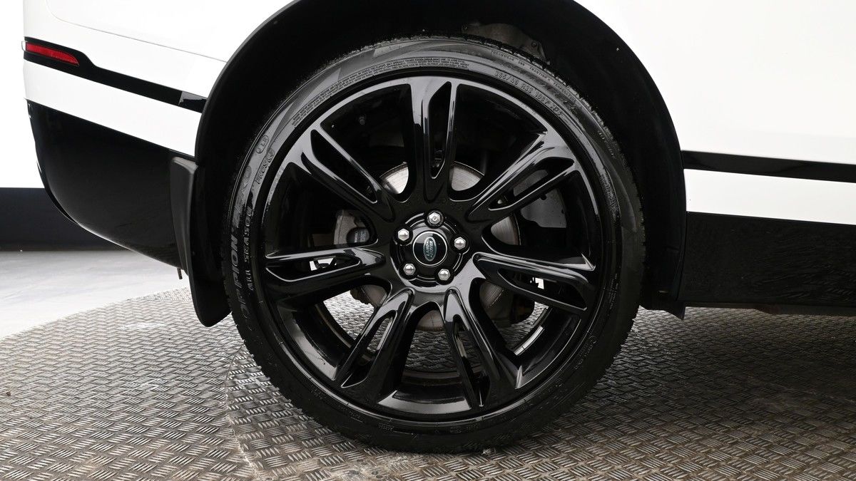 Land Rover Range Rover Velar Image 9