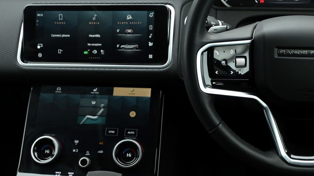 Land Rover Range Rover Velar Image 15