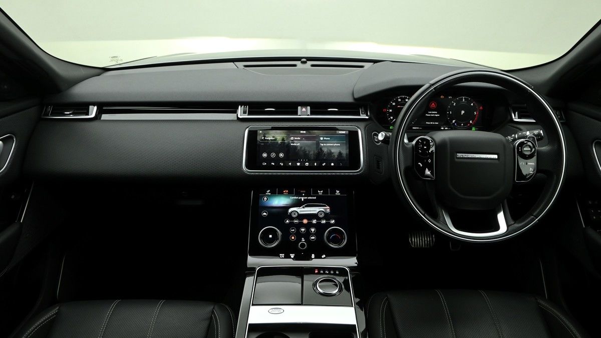 Land Rover Range Rover Velar Image 14