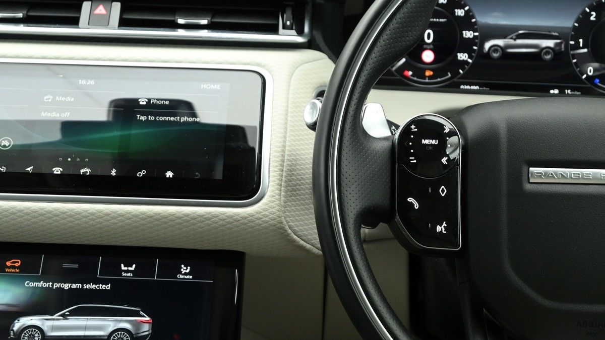 Land Rover Range Rover Velar Image 15