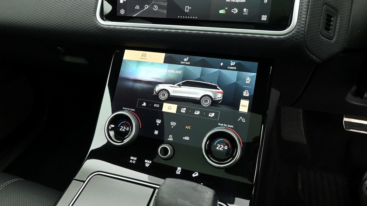 Land Rover Range Rover Velar Image 12