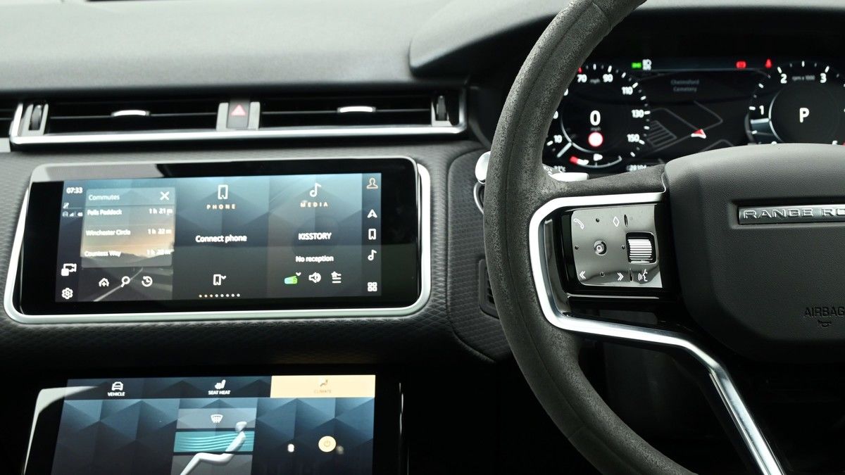 Land Rover Range Rover Velar Image 15