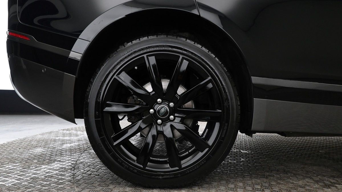Land Rover Range Rover Velar Image 8