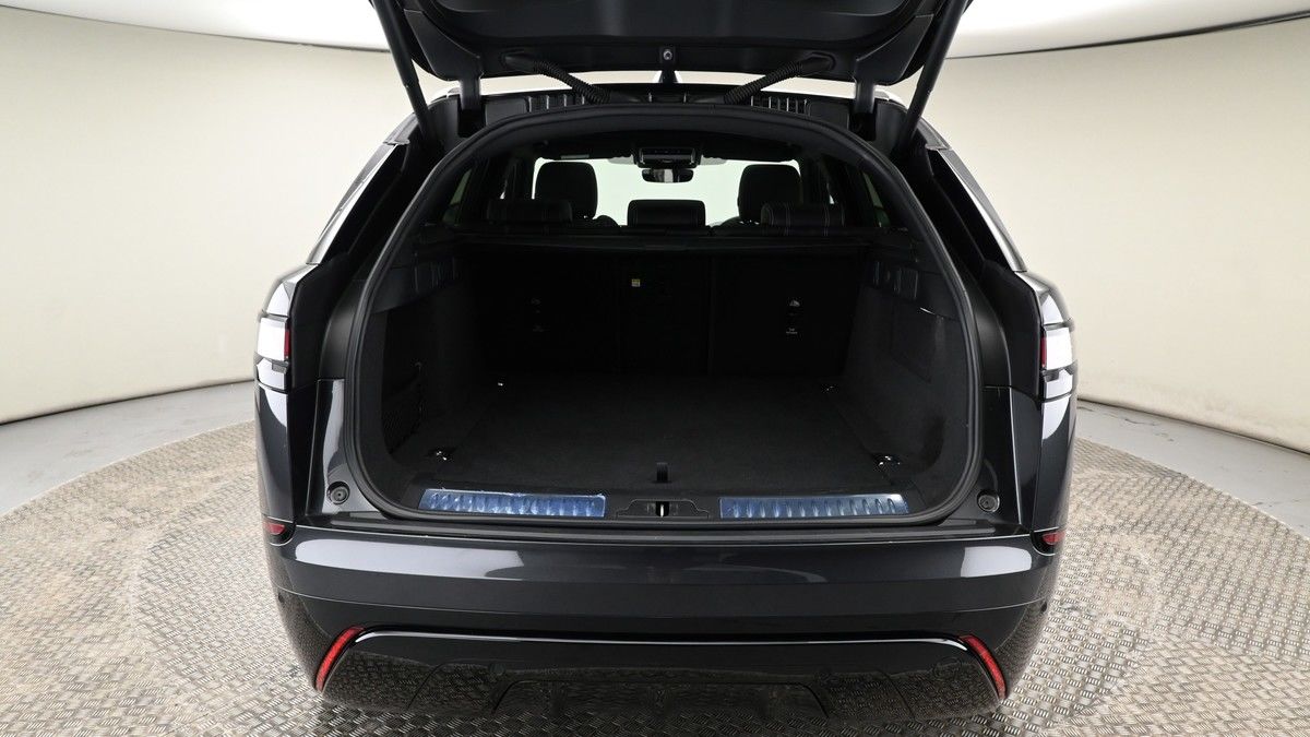Land Rover Range Rover Velar Image 10