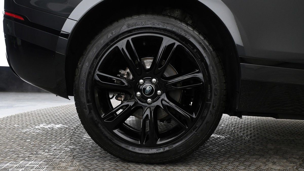 Land Rover Range Rover Velar Image 9