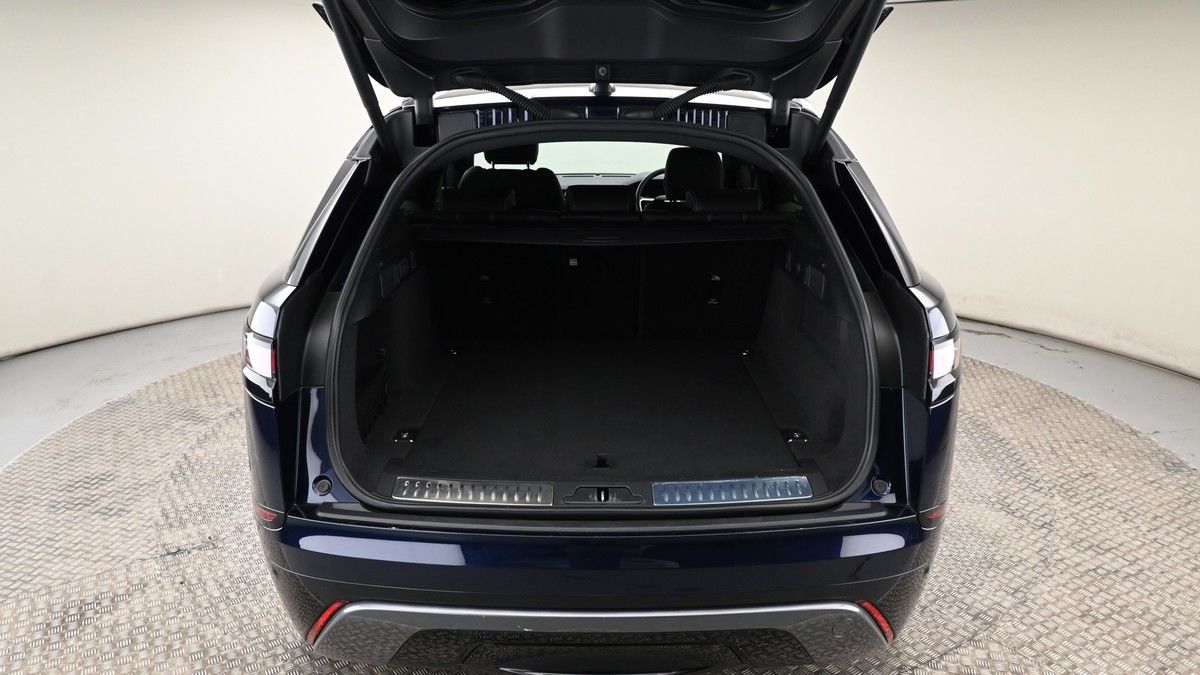 Land Rover Range Rover Velar Image 9