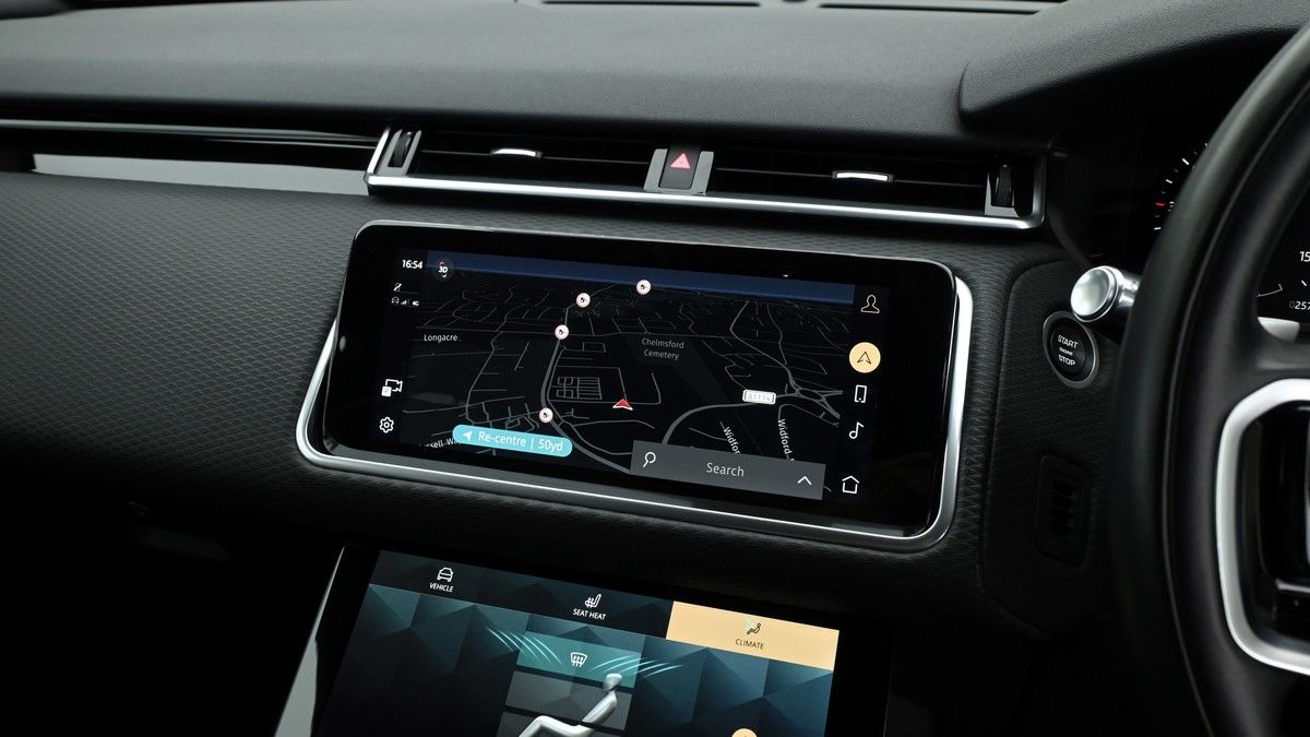 Land Rover Range Rover Velar Image 10