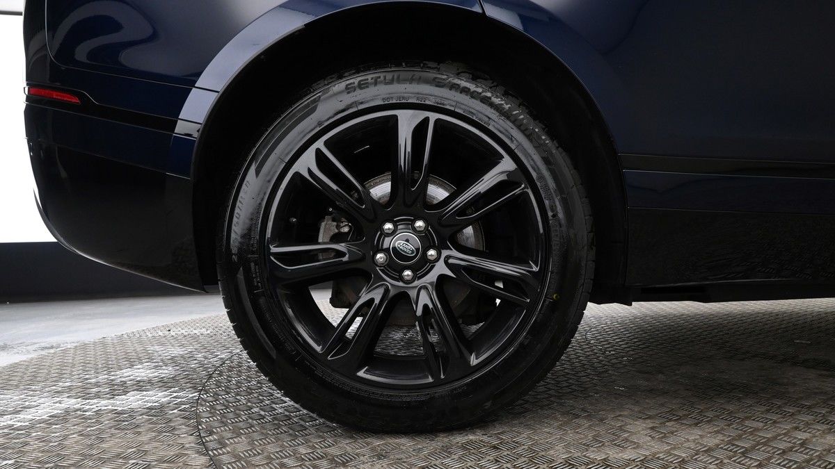 Land Rover Range Rover Velar Image 8
