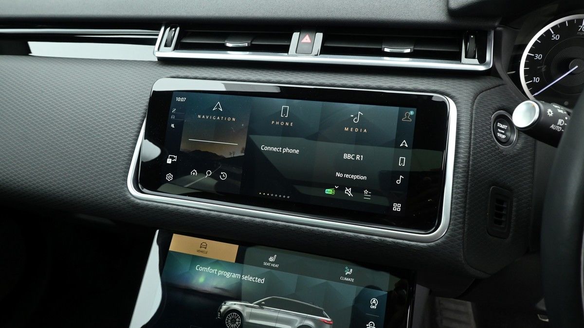 Land Rover Range Rover Velar Image 11