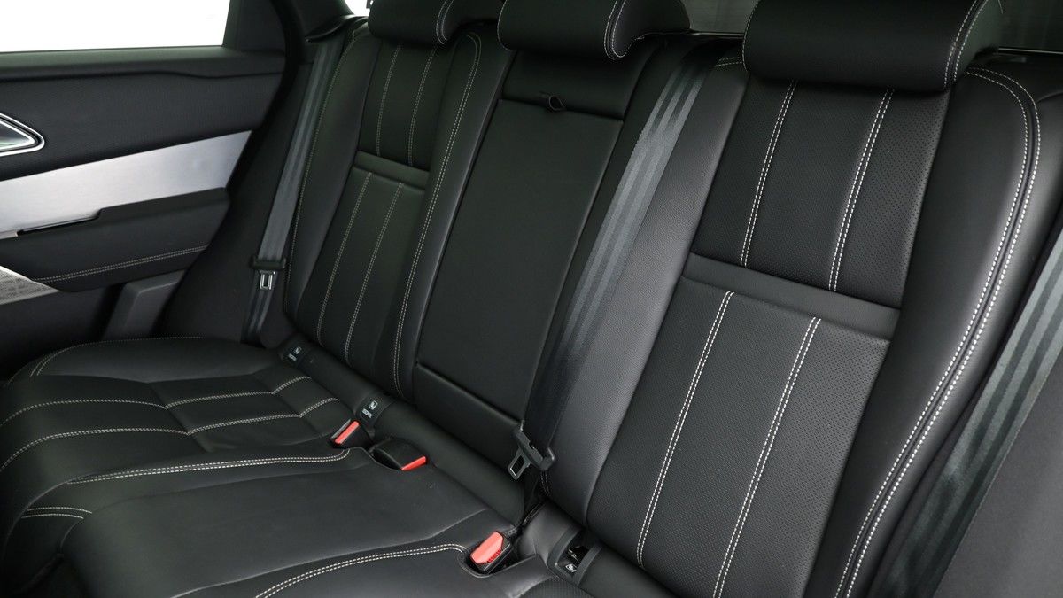 Land Rover Range Rover Velar Image 5