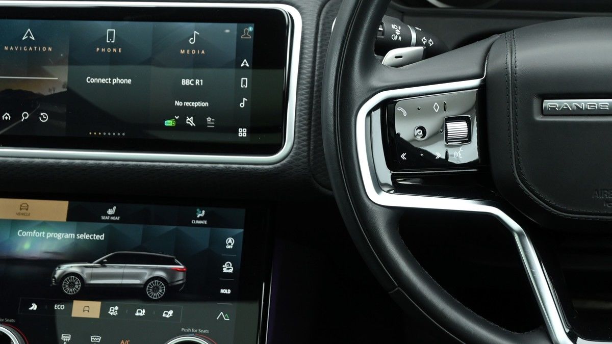 Land Rover Range Rover Velar Image 15