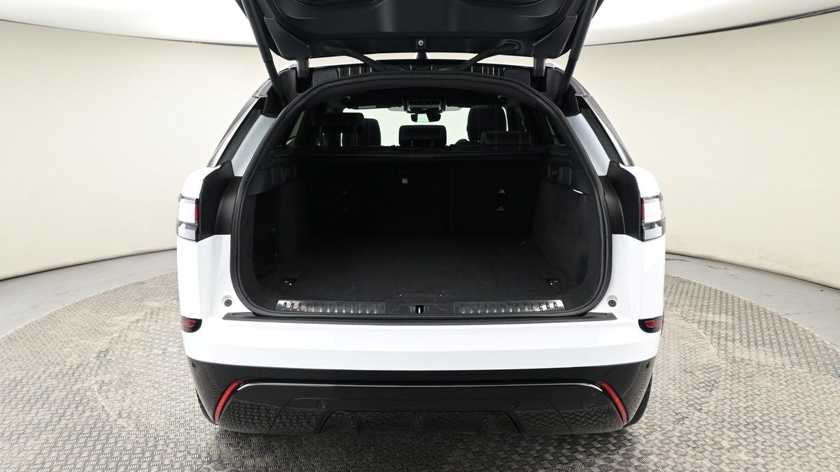 Land Rover Range Rover Velar Image 10