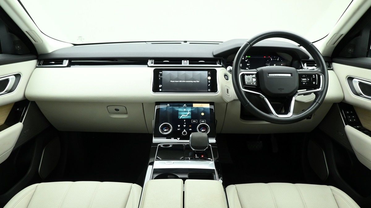 Land Rover Range Rover Velar Image 13