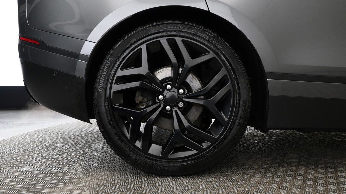 Land Rover Range Rover Velar Image 9
