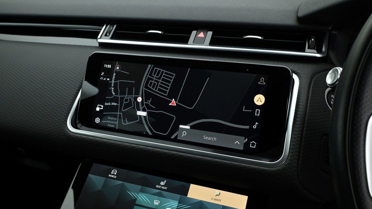 Land Rover Range Rover Velar Image 10