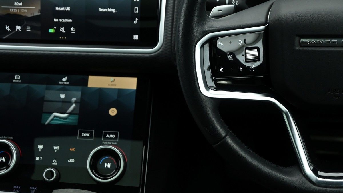Land Rover Range Rover Velar Image 15