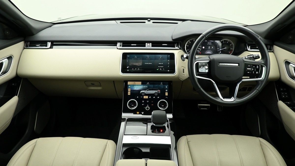 Land Rover Range Rover Velar Image 14