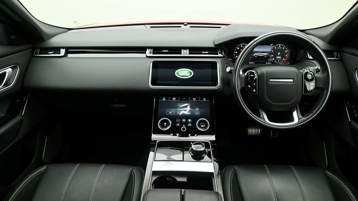 Land Rover Range Rover Velar Image 14