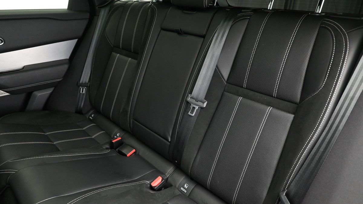 Land Rover Range Rover Velar Image 5