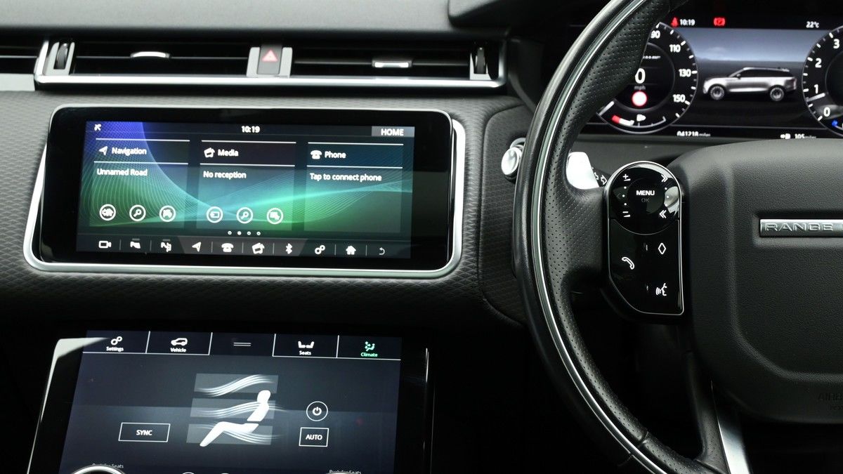 Land Rover Range Rover Velar Image 15