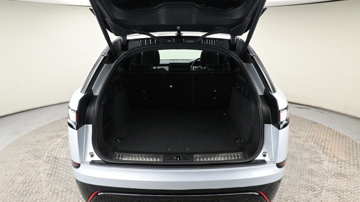 Land Rover Range Rover Velar Image 10