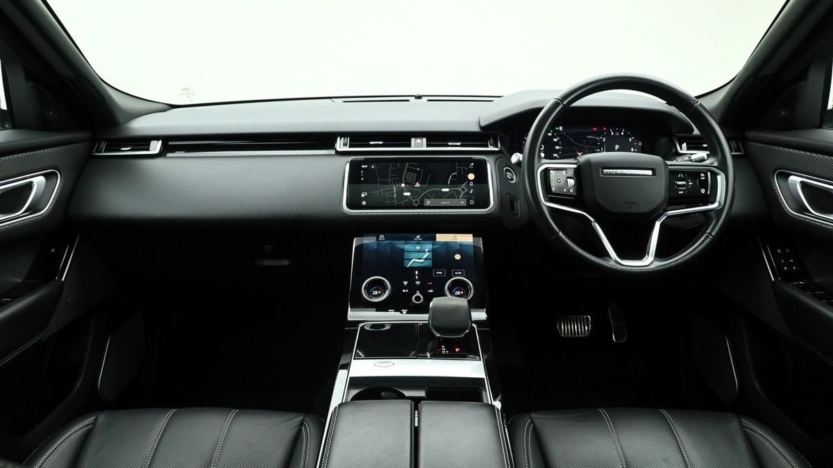 Land Rover Range Rover Velar Image 14